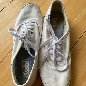 “Worn in” white canvas Keds